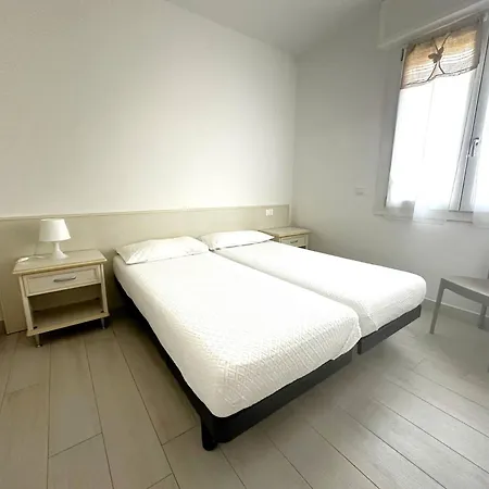 شقة With Garden-beahost *