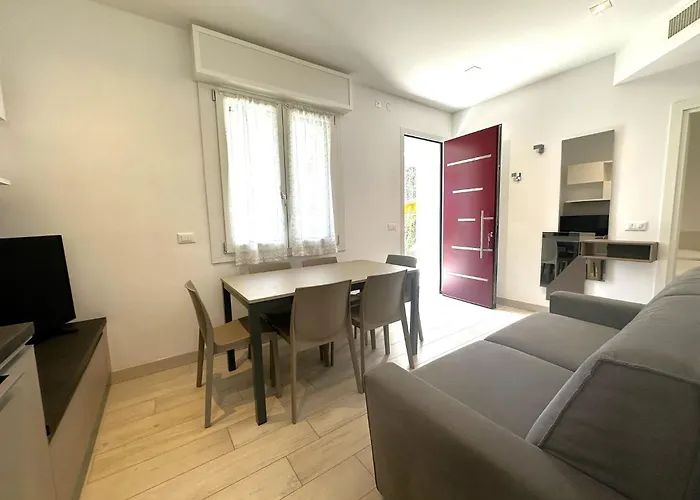 Apartmán With Garden-beahost *