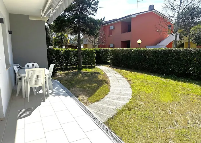 Daire With Garden-beahost *